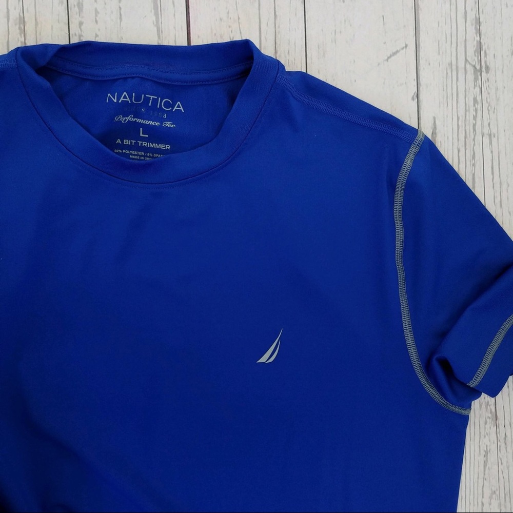 Nautica Performance A Little Bit Trimmer tee Large